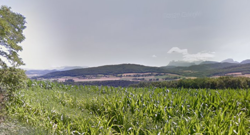 "Terrain de 2180 m² à Haut Divajeu - 189 000 € pour bâtisseur de maison"